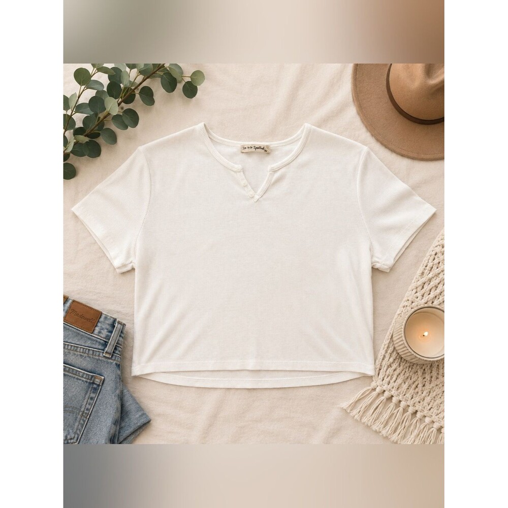 Live to Be Spoiled White Ribbed Henley Top XL Short Sleeve